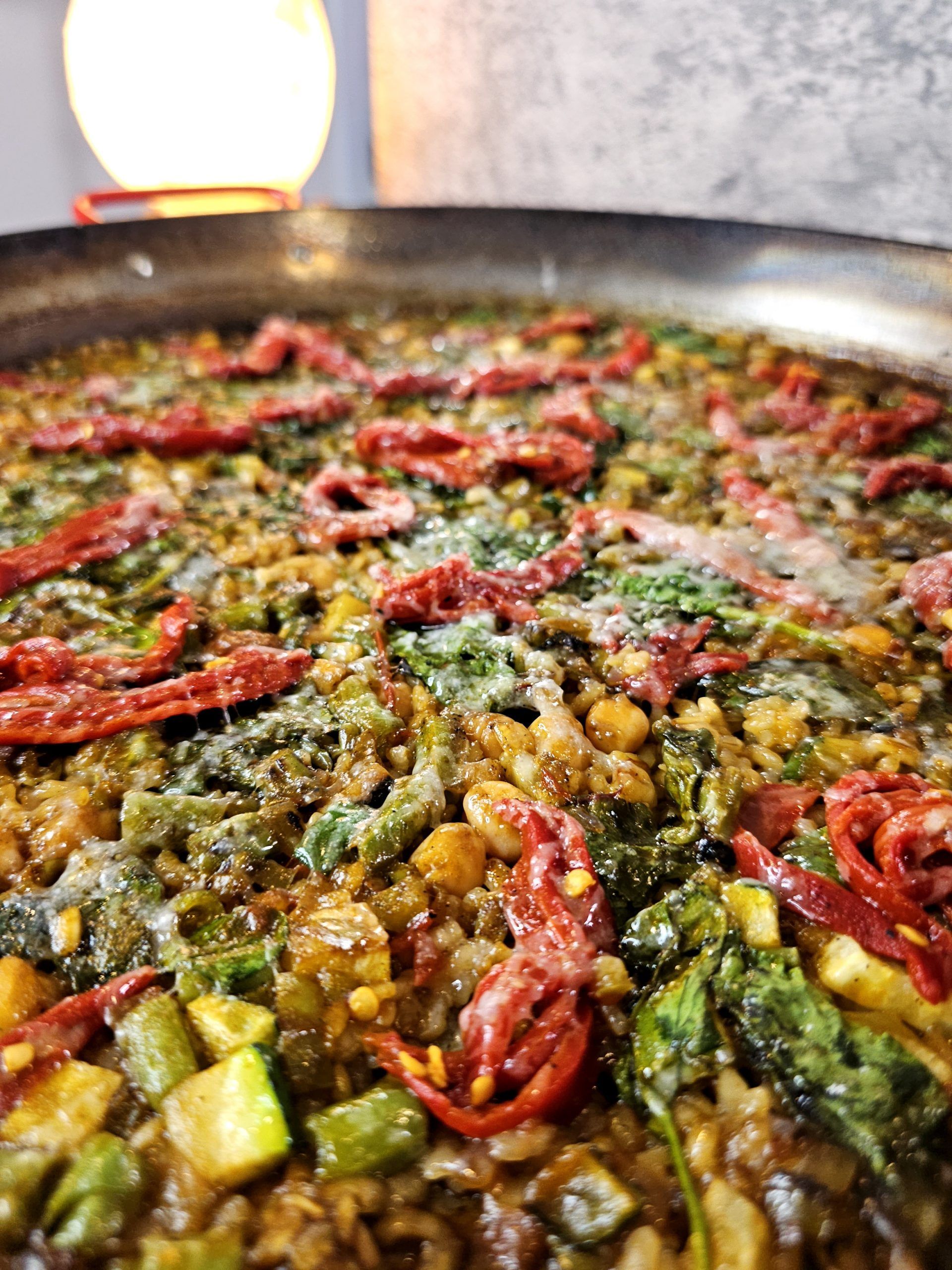 Arroz vegetal con PIQUILLOS Y QUESO ahumado